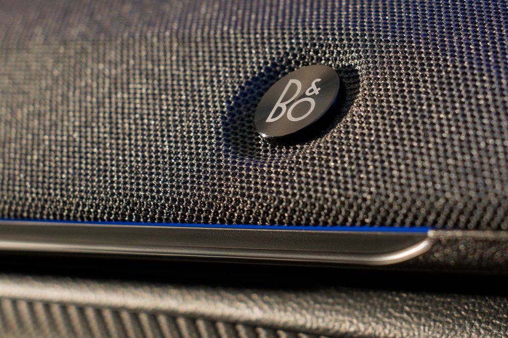 A close up of a B&O speaker inside the Ford Explorer.